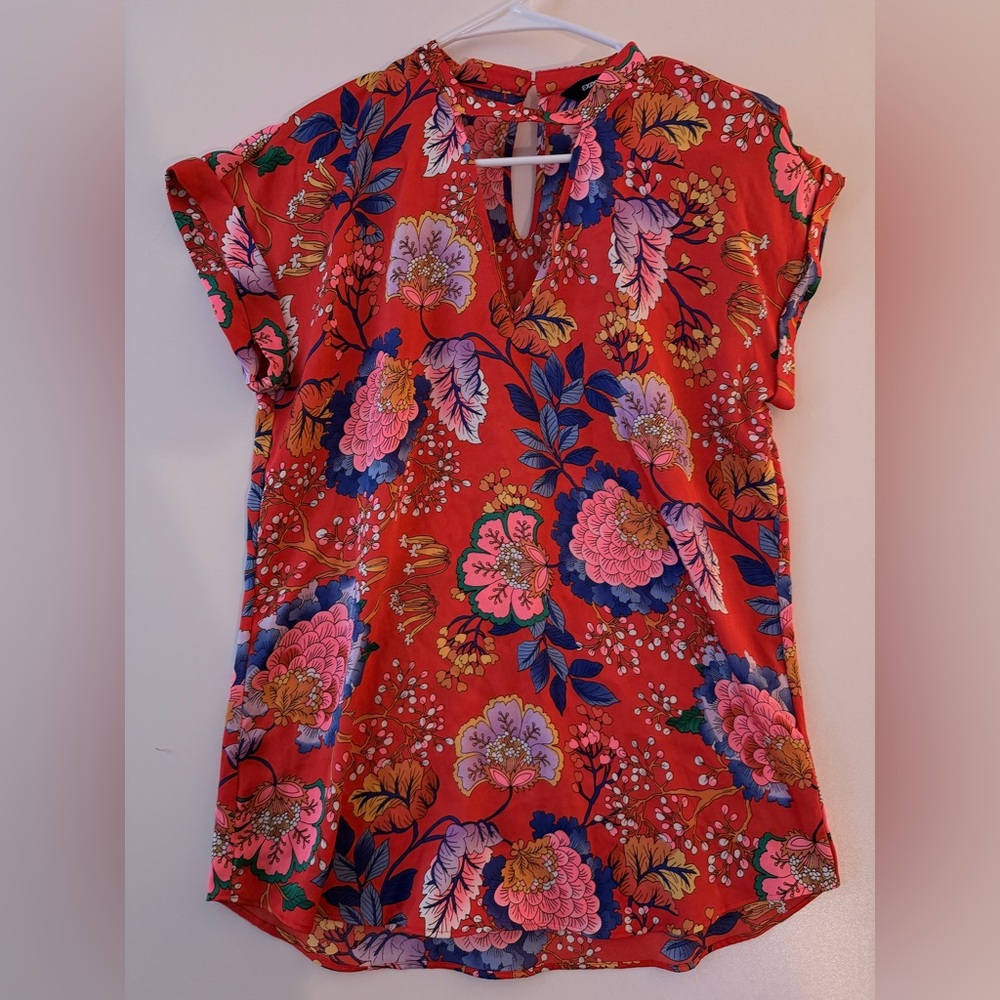 Express Red Floral V-Neck Tunic with Multicolor Blooms